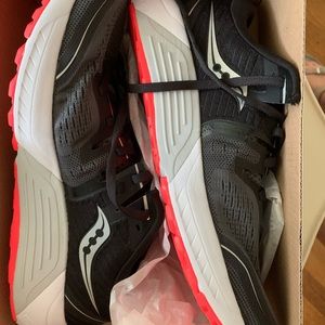 Saucony men’s running shoes